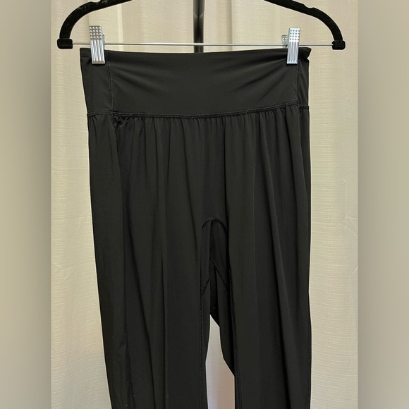 Lululemon Sun Setter Jogger (28") Black | size 4 - Picture 2 of 9